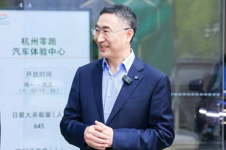 ic markets外汇交易平台今日外汇行情波动剧烈，理财者如何应对？